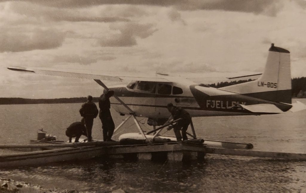 PÅ ROKOSJØEN: Sjøfly til skogsgjødsling.