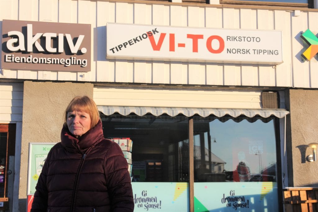 LEGGER NED: Etter 30 år på VI-TO er det slutt for Mona Skjærstad. FOTO: Emilie Westli Andersen
