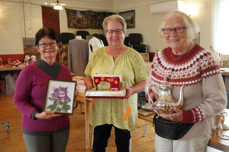 FOTO: Fra venstre: Siv Marie Bakken, Karin Hoel og Mary Engebakken. FOTO: Marit Amundsen