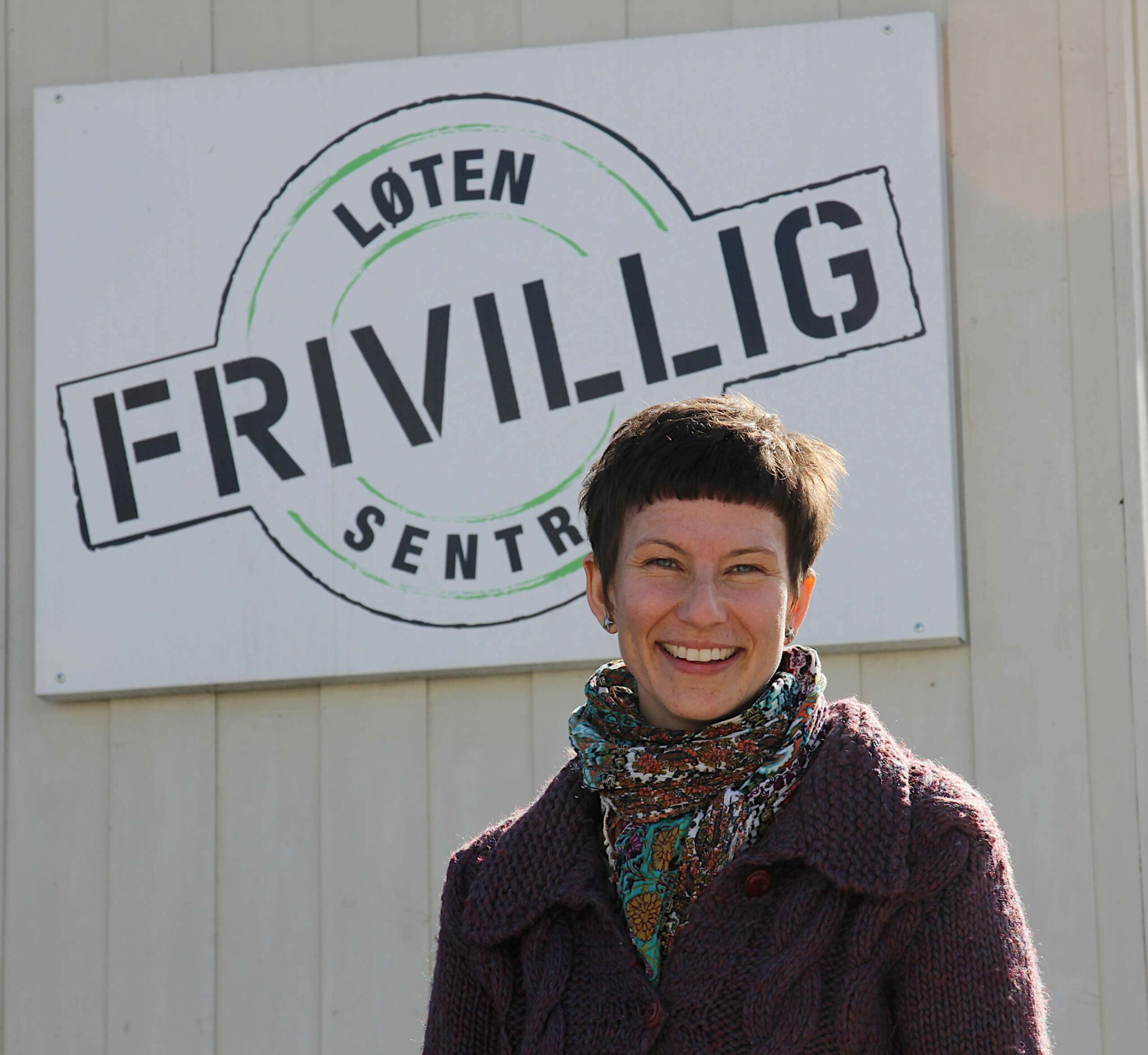 SERVERING FRA FAT: Frivilligsentralen samarbeider med kommunen i "Leve hele livet-reformen", hvor fokus på ernæring er svært viktig. Allerede i dag serveres middag til beboere i Stasjonsvegen 25, og fra 15. februar tar Trine Fjeldstad Kazemba i mot middagsgjester hver tirsdag på Frivilligsentralen