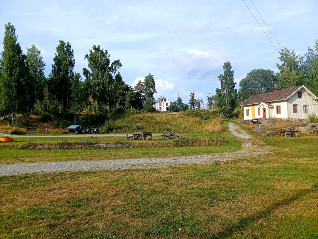 STORT OMRÅDE: Velforeningen håper at det kommer så mange på marked, at hele området på Klevfos fylles opp. FOTO: Line Larsen