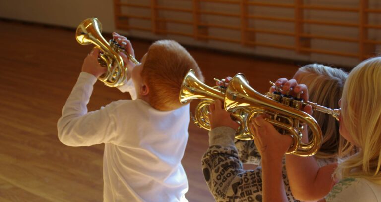 ULIKE INSTRUNTER: Under kulturskolens familiedag vil ulike instrumenter brukes. Illustrasjonsfoto: Løten Kulturskole.