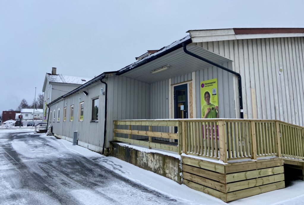 NYTT INNHOLD: Den gamle Joker-butikken rommer nå treningssenter og sybutikk.